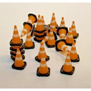 HO Scale Road Traffic Cones X30 Pack – 1:87 Model Train Construction Scenery
